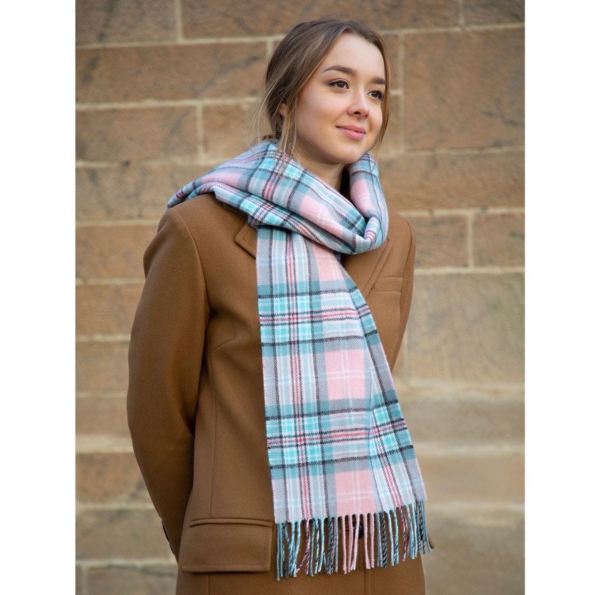 Diana, Princess of Wales Memorial Rose Tartan Lambswool Scarf