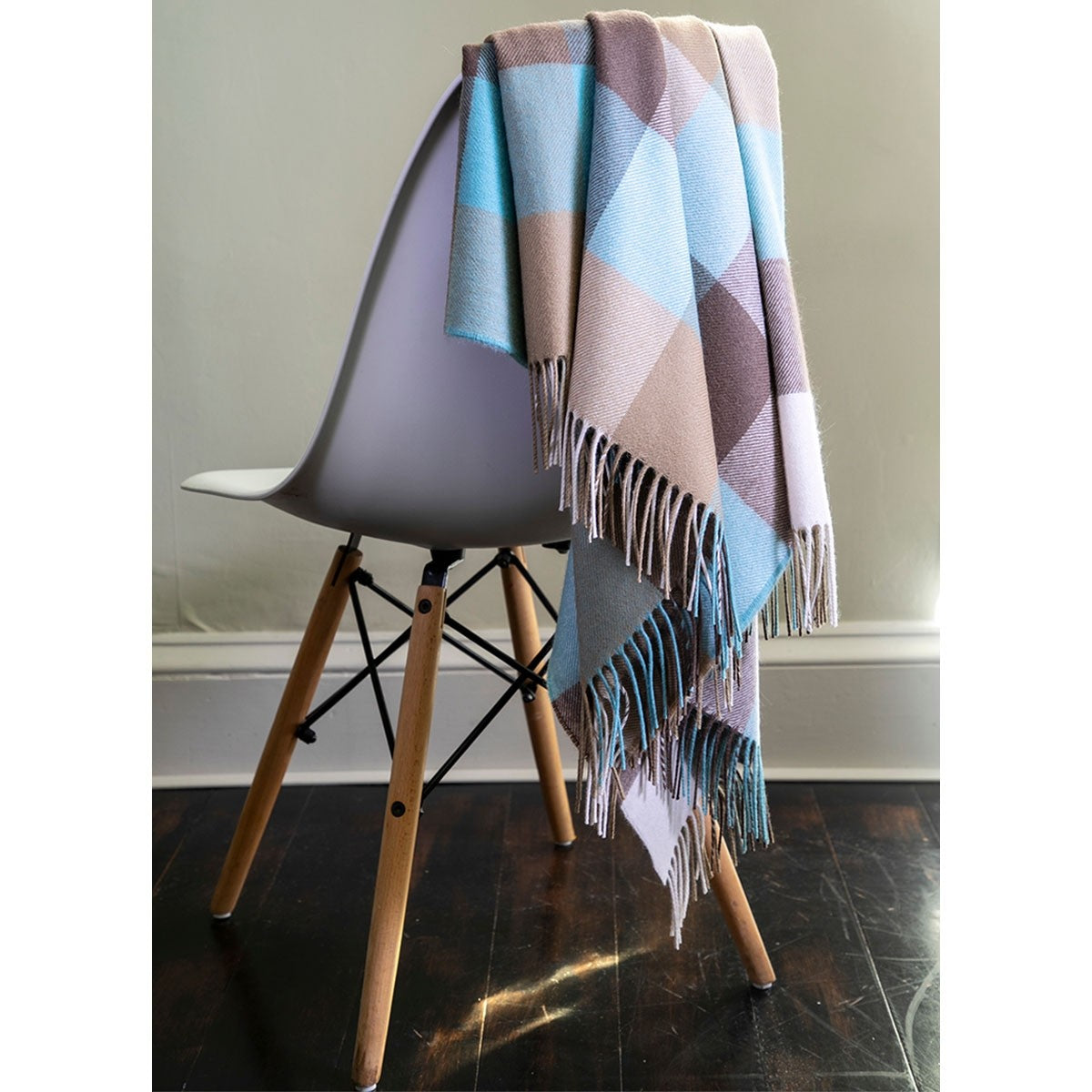 Dornie Opal Lambswool Blanket